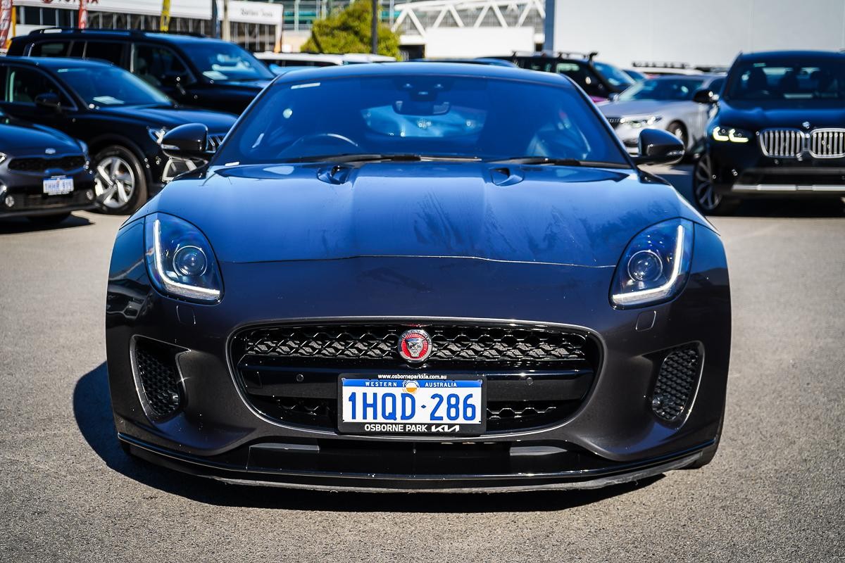 Jaguar F-type image 4