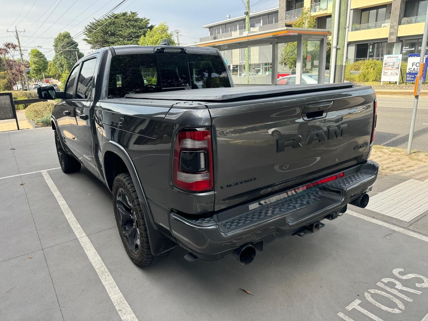 Ram 1500 image 2