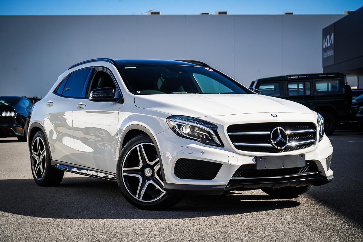 Mercedes Benz Gla-class image 1