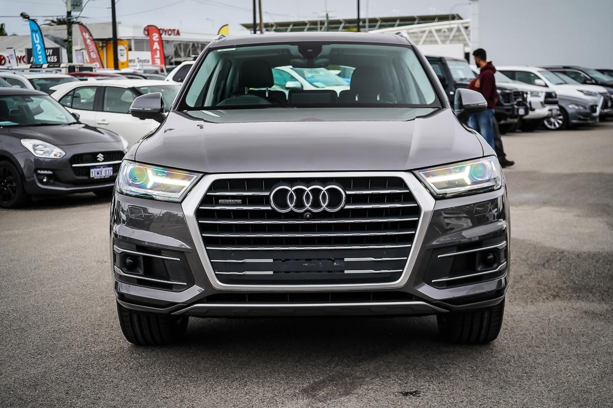 Audi Q7 image 4