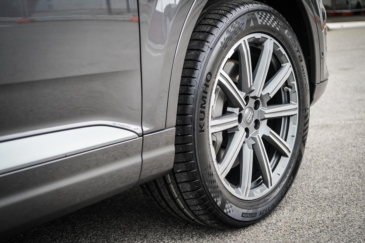 Audi Q7 image 3