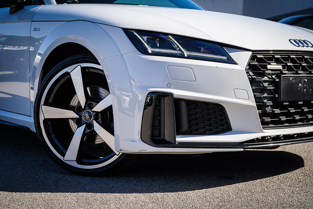 Audi Tt image 2