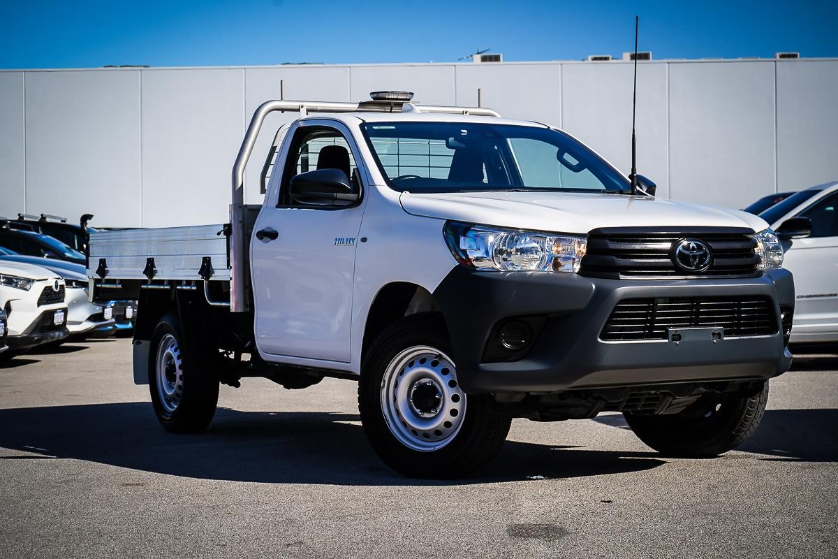 Toyota Hilux image 1