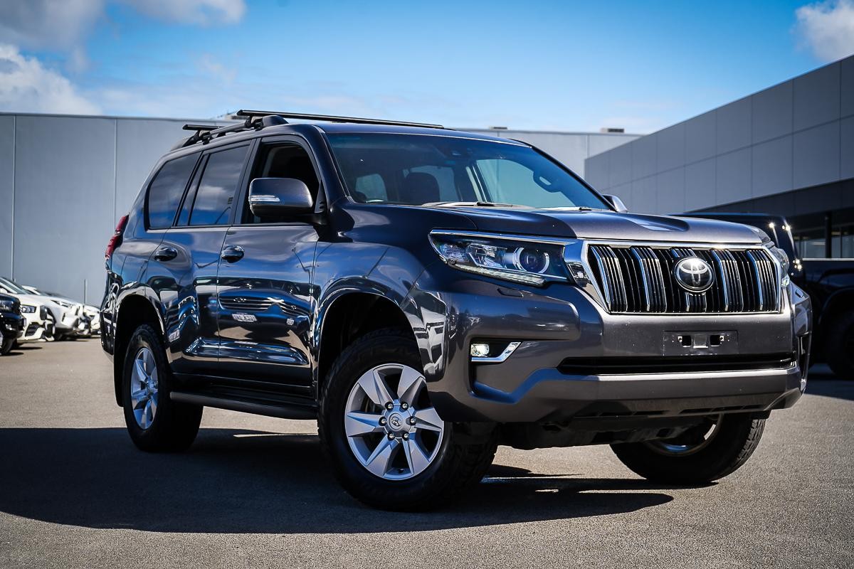 Toyota Landcruiser Prado image 1