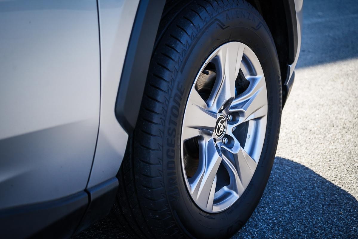 Toyota Rav4 image 3