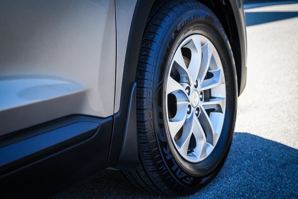 Hyundai Santa Fe image 3