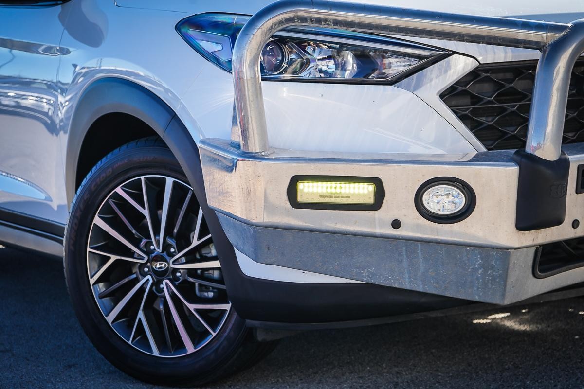 Hyundai Tucson image 2