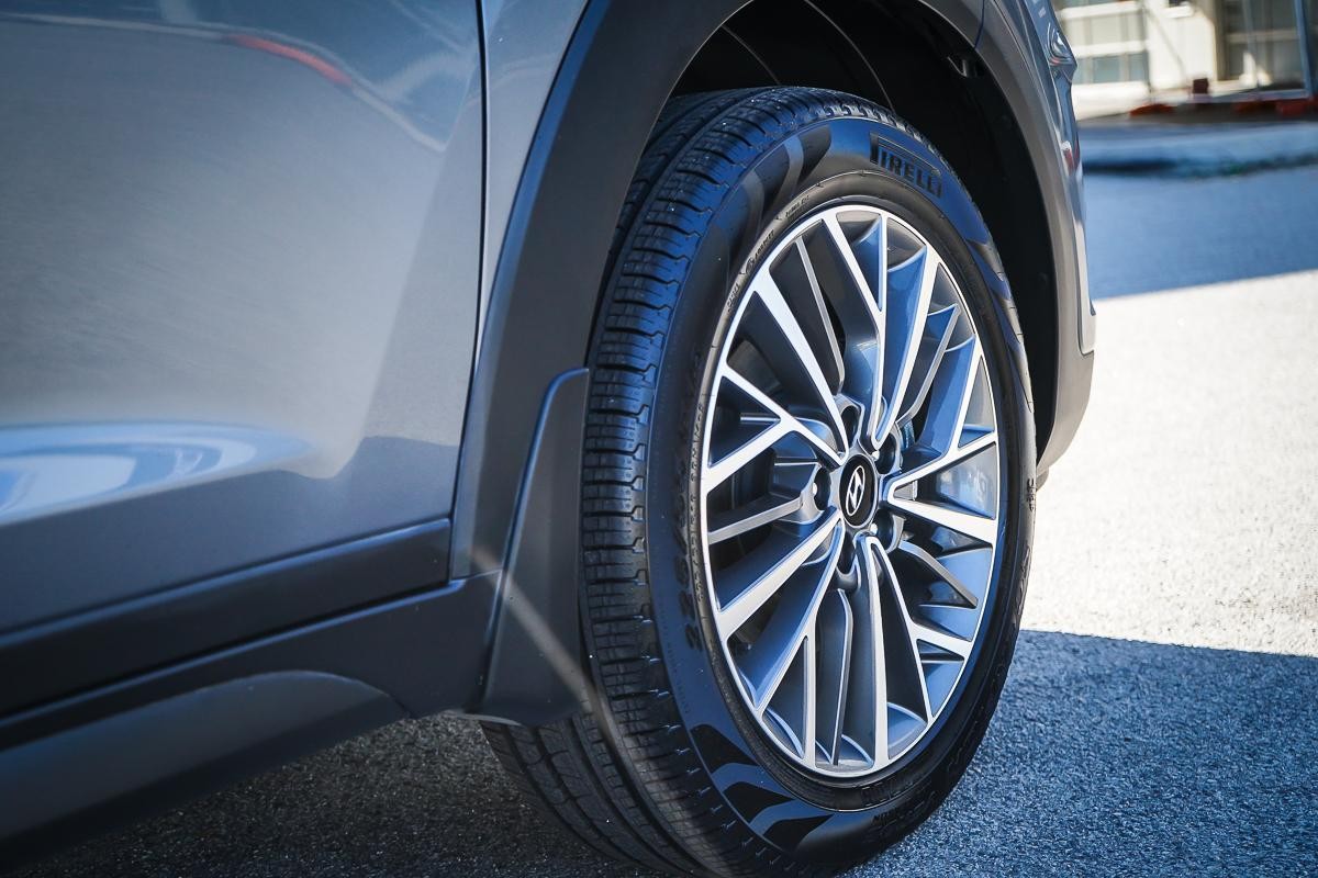 Hyundai Tucson image 3