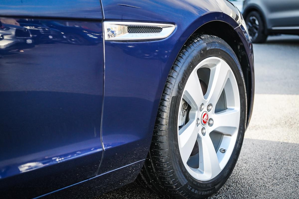 Jaguar Xf image 3