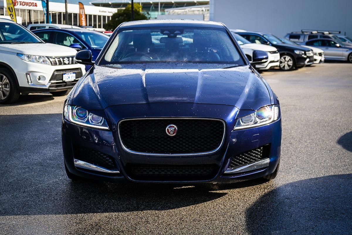 Jaguar Xf image 4