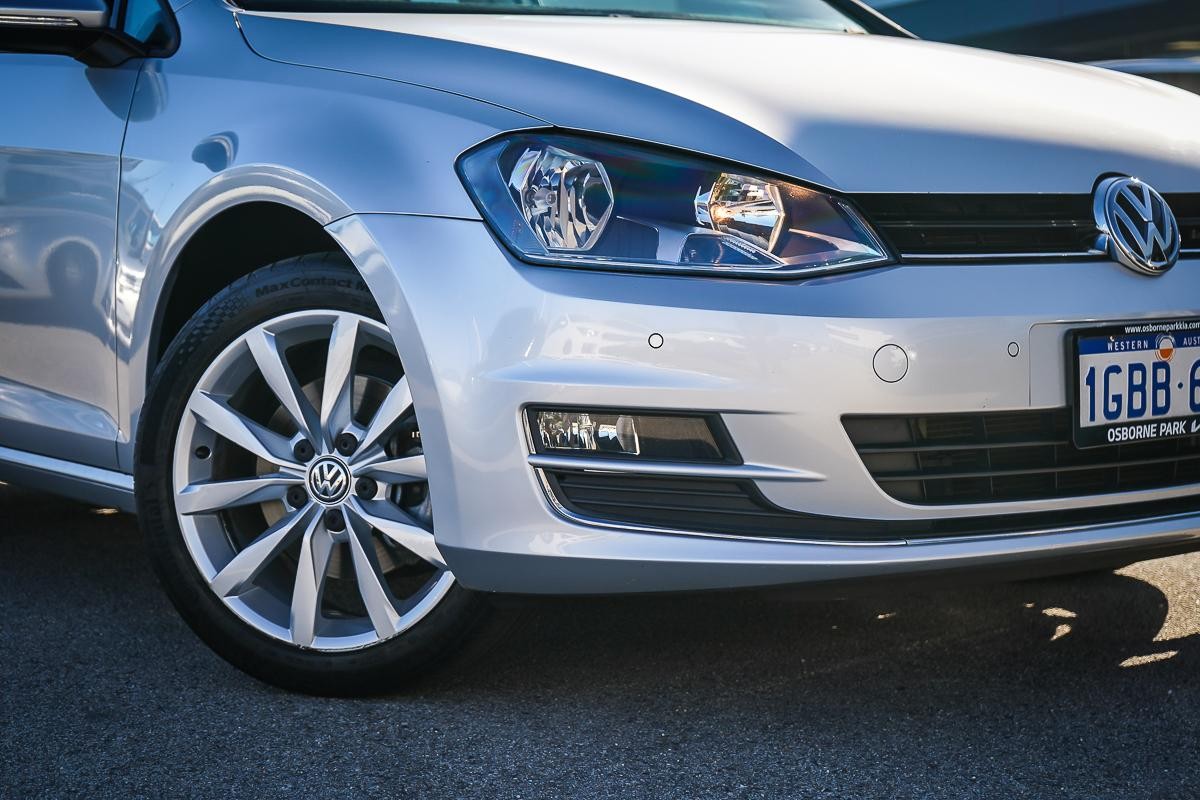 Volkswagen Golf image 2