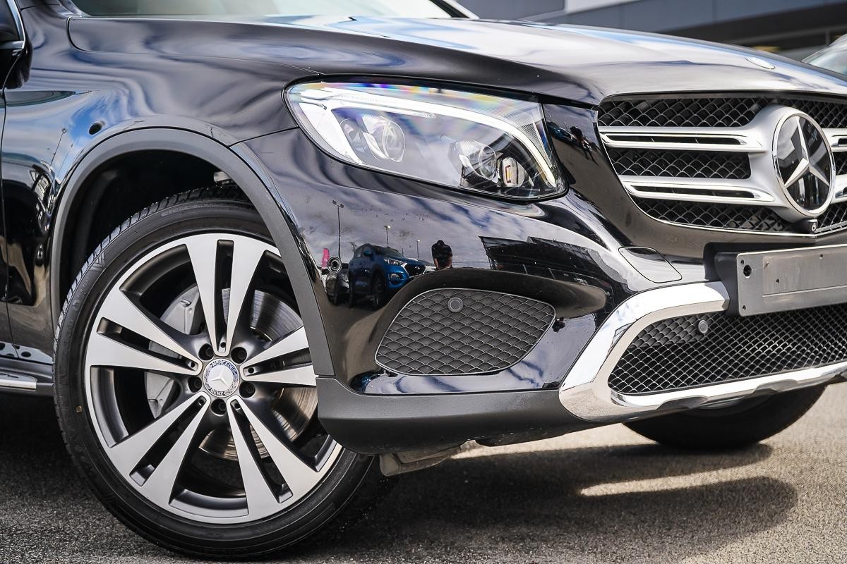 Mercedes Benz Glc-class image 2