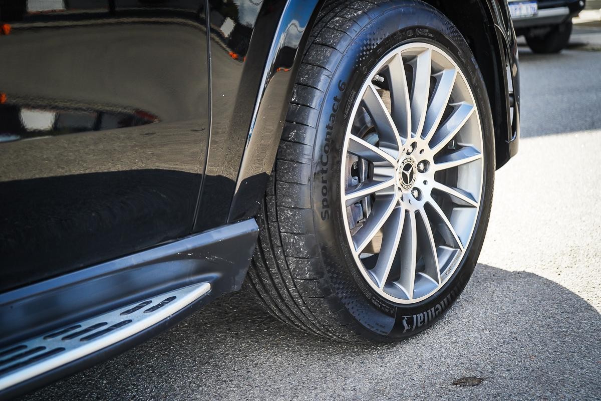 Mercedes Benz Gle-class image 3