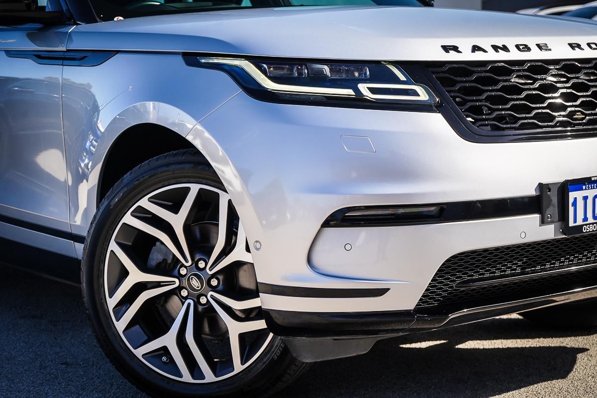 Land Rover Range Rover Velar image 2