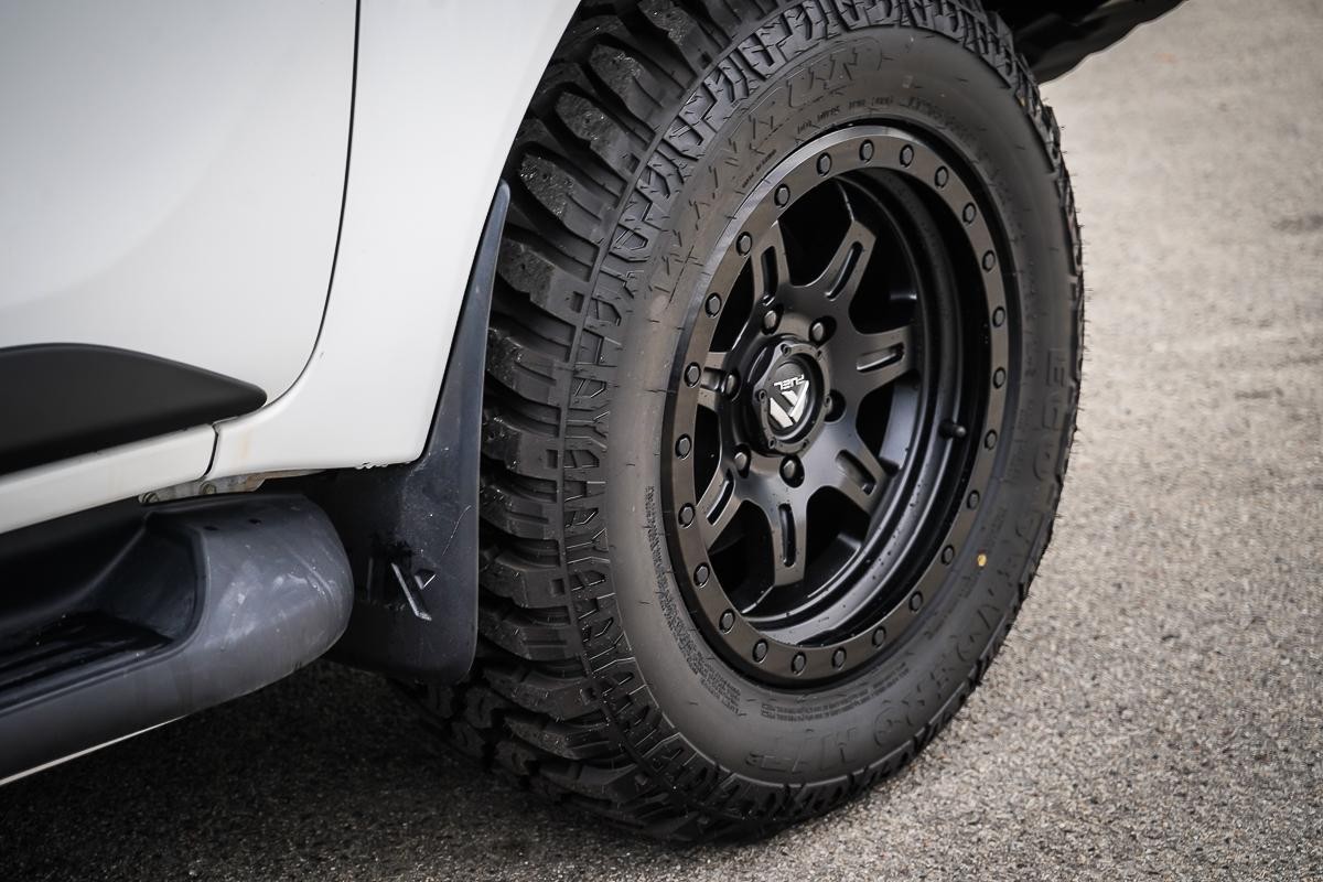 Toyota Hilux image 3