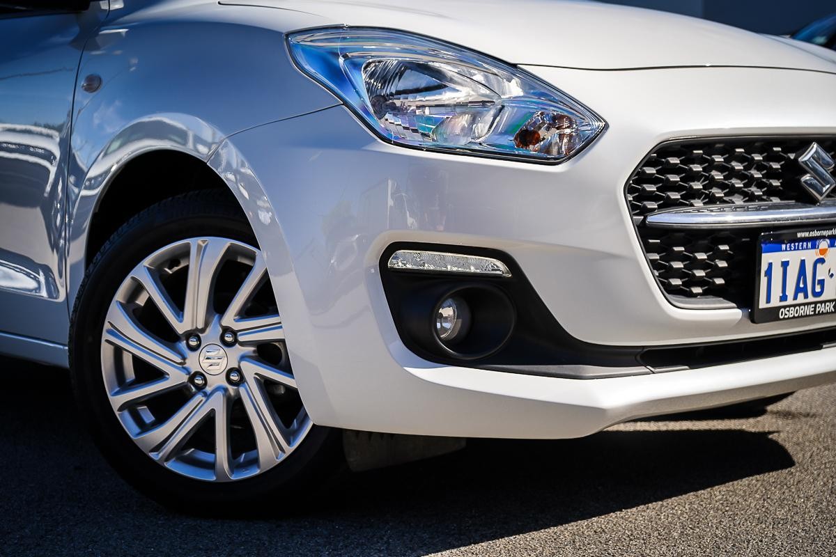 Suzuki Swift image 2