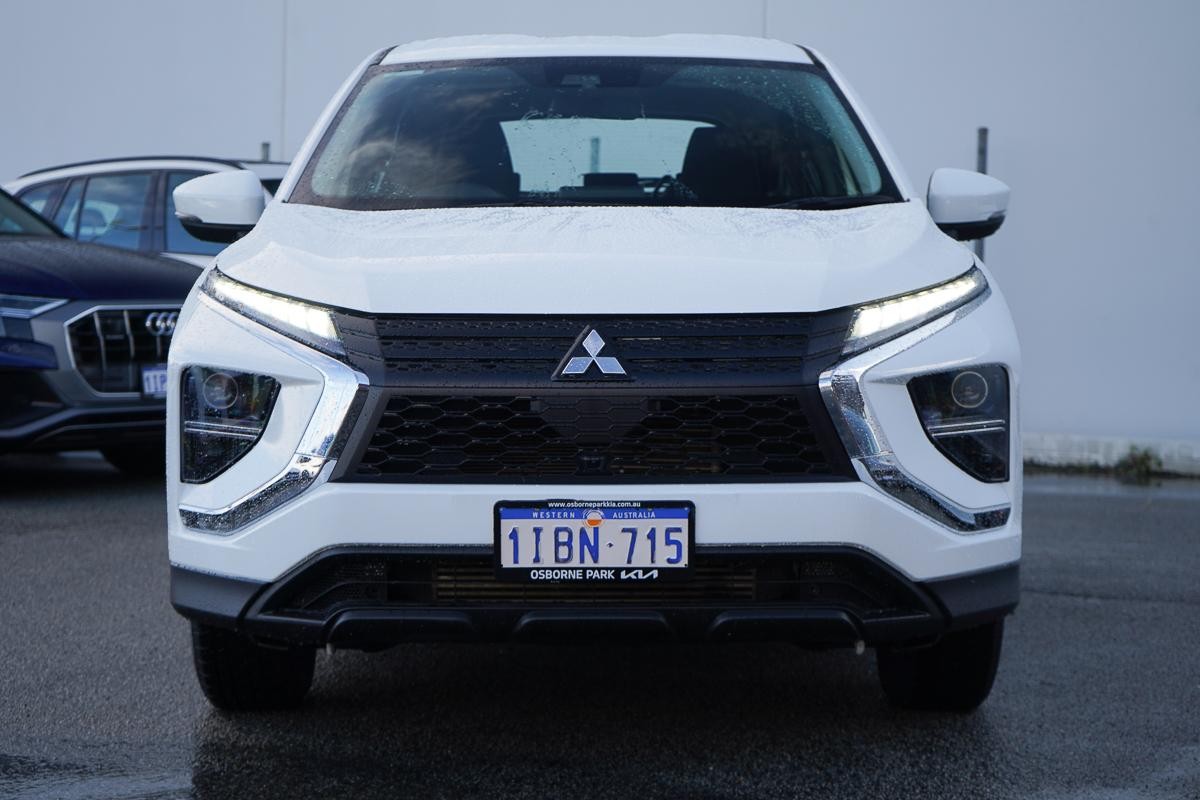Mitsubishi Eclipse Cross image 3