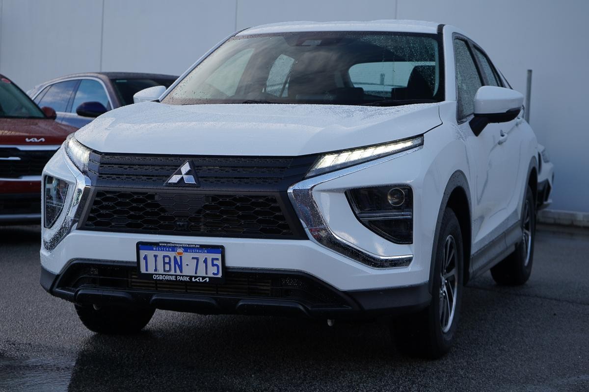 Mitsubishi Eclipse Cross image 4
