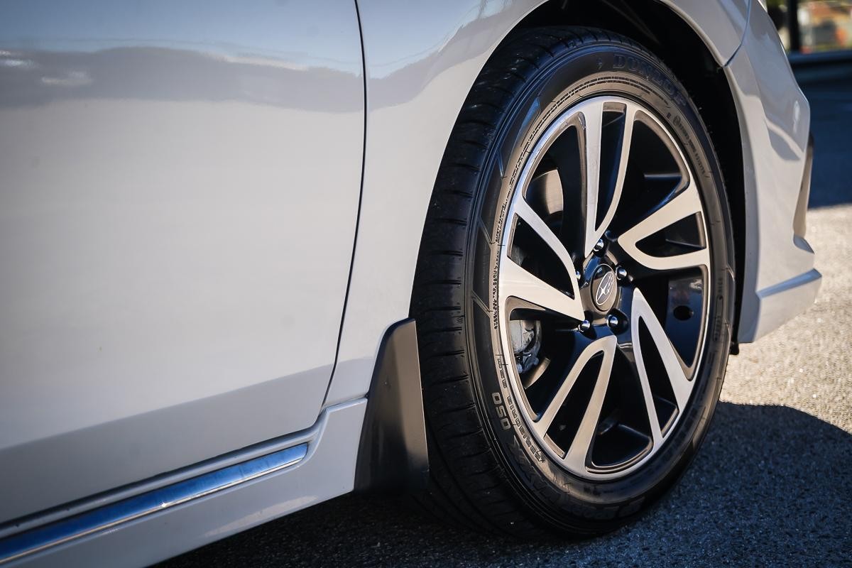 Subaru Liberty image 3