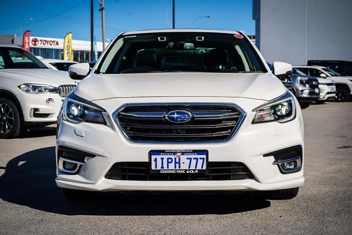Subaru Liberty image 4