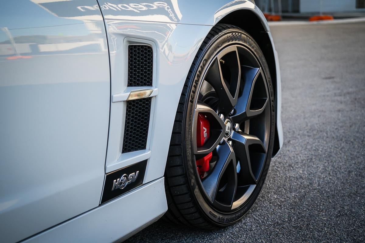 Holden Special Vehicles Clubsport image 3
