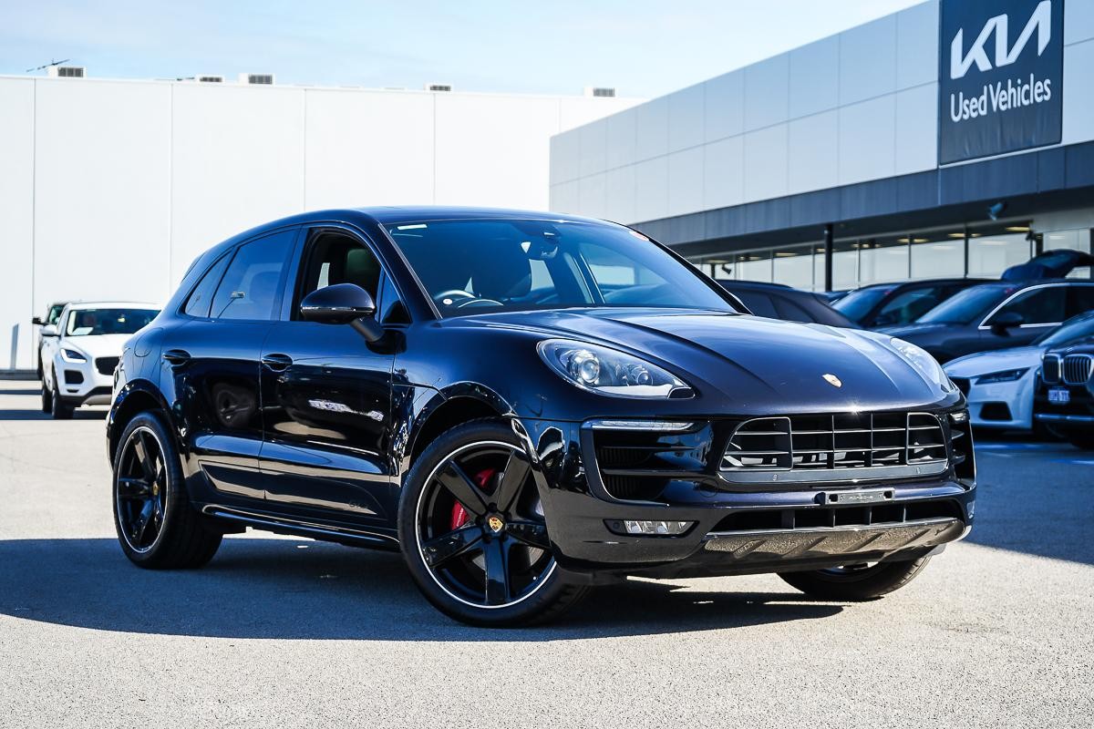 Porsche Macan image 1