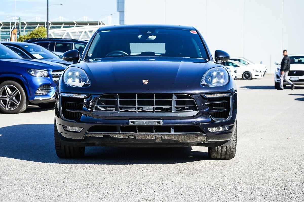 Porsche Macan image 3