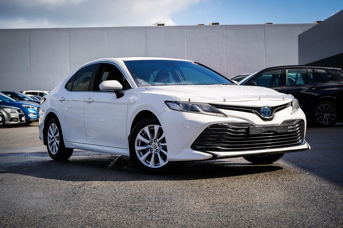 Toyota Camry image 1