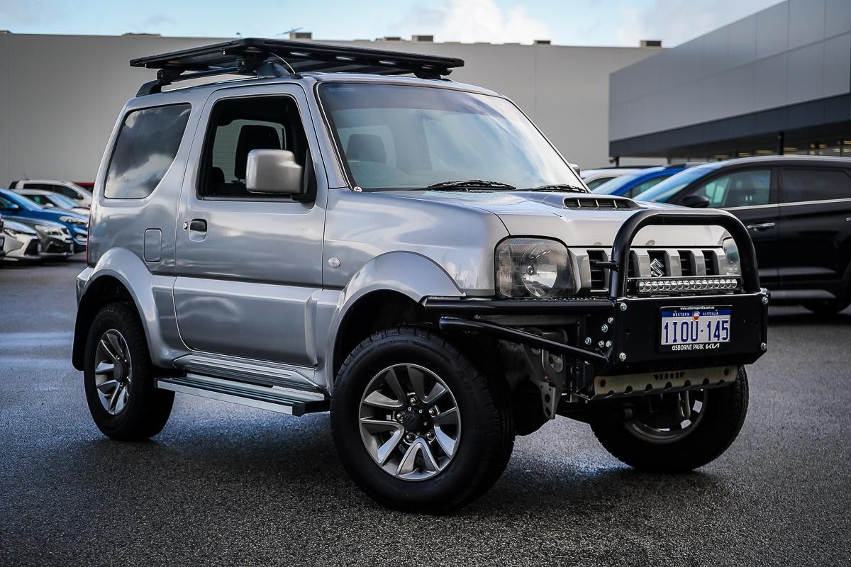 Suzuki Jimny image 1