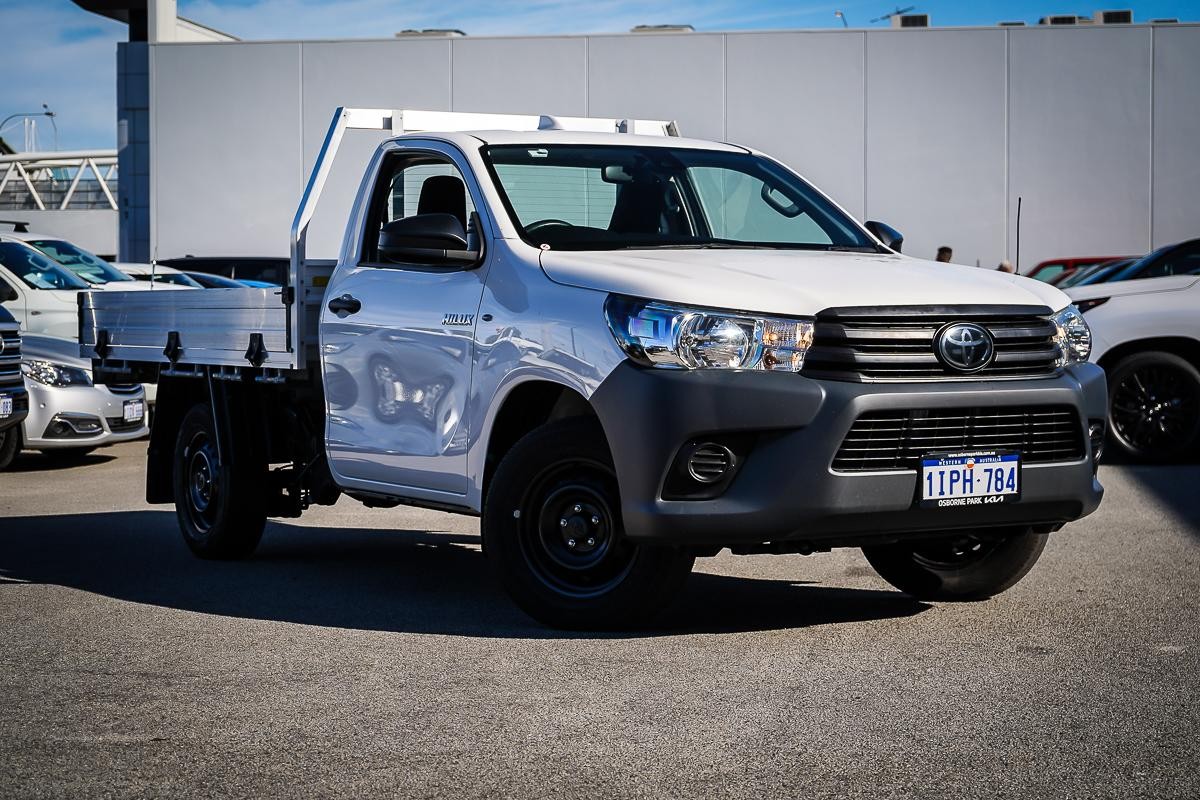 Toyota Hilux image 1