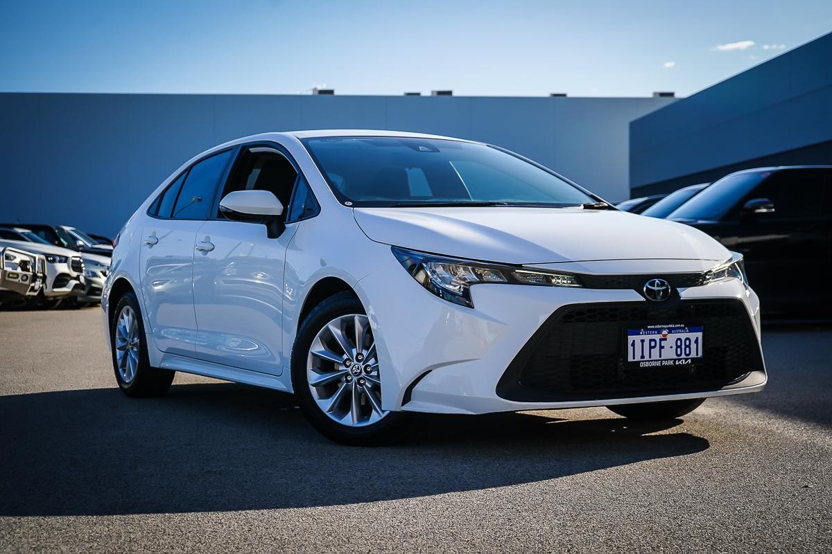 Toyota Corolla image 1