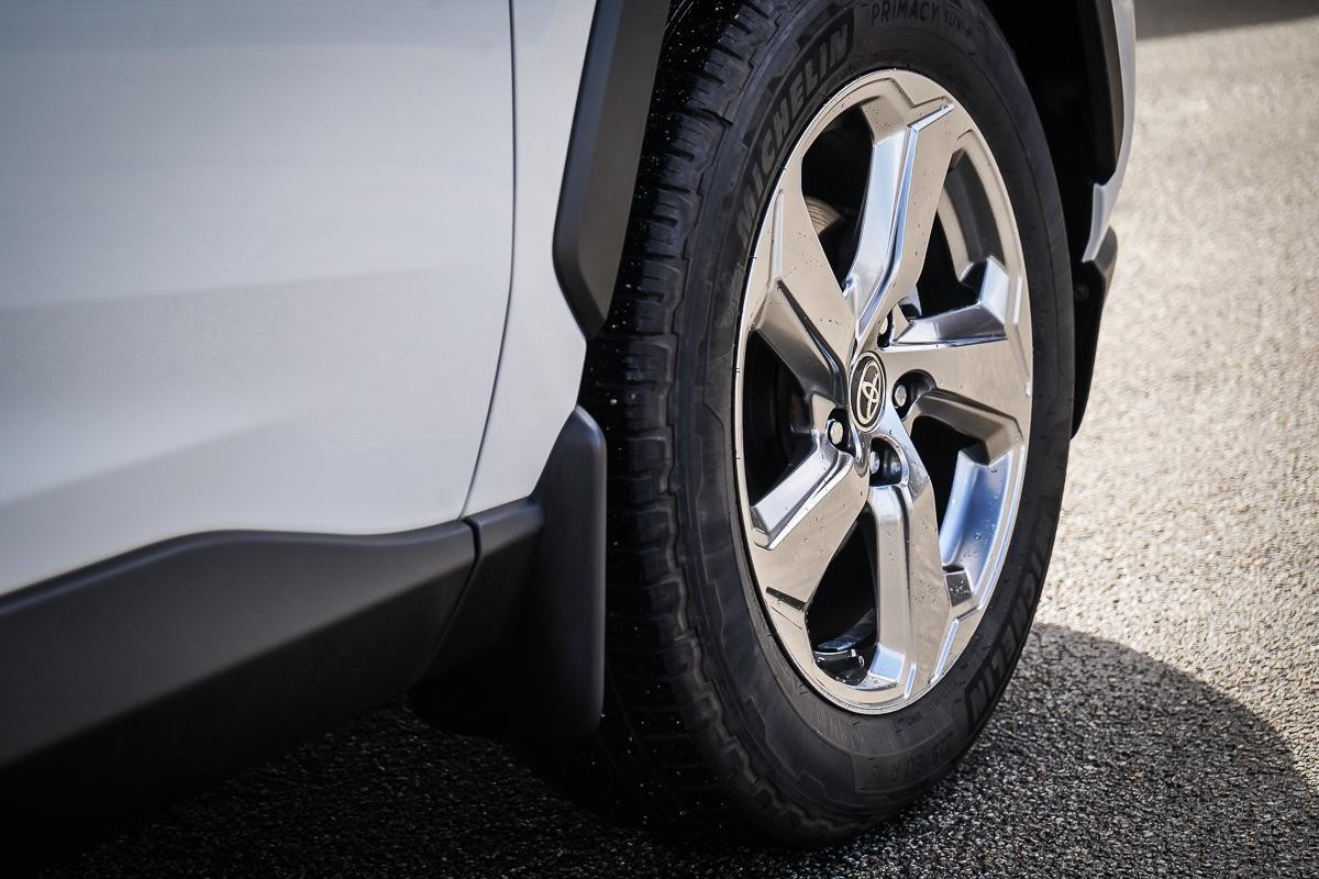 Toyota Rav4 image 3
