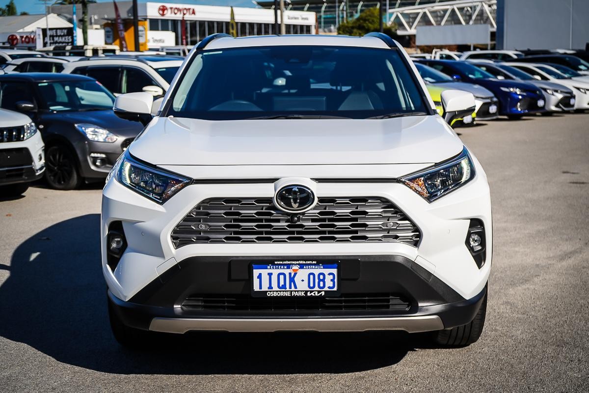 Toyota Rav4 image 4