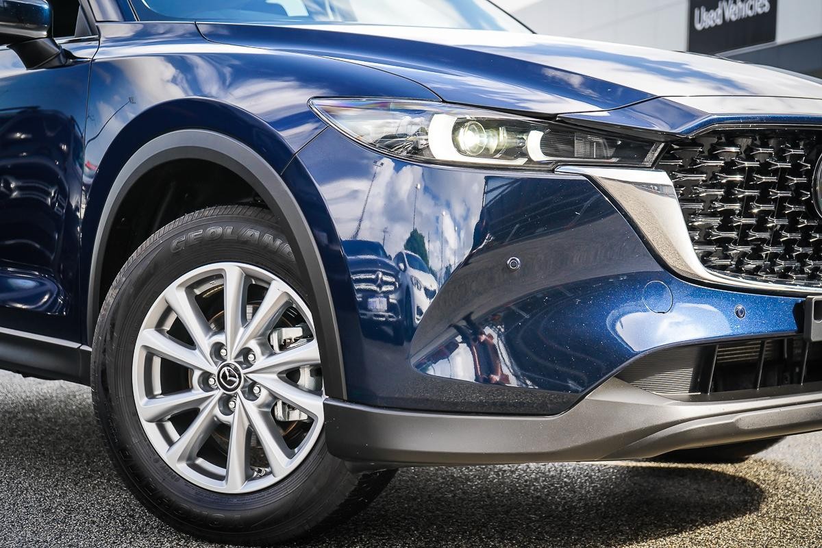 Mazda Cx-5 image 2