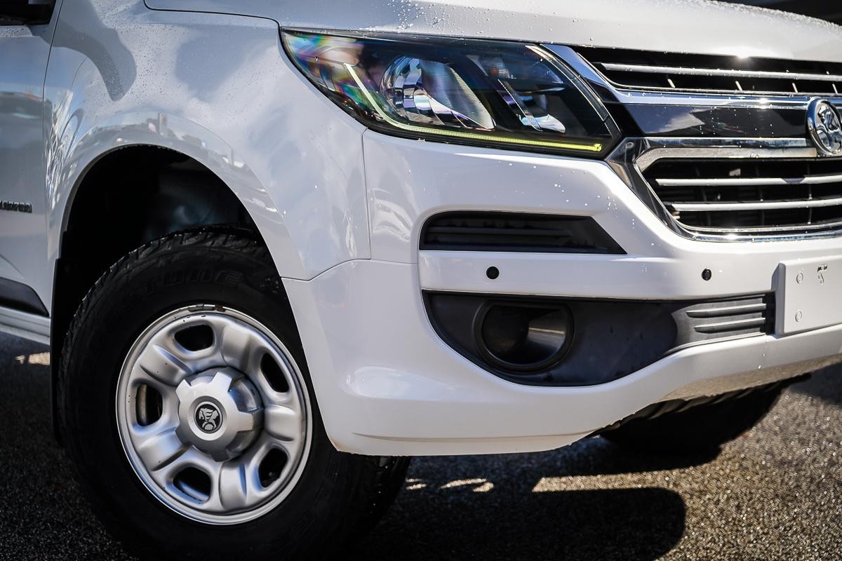 Holden Colorado image 2