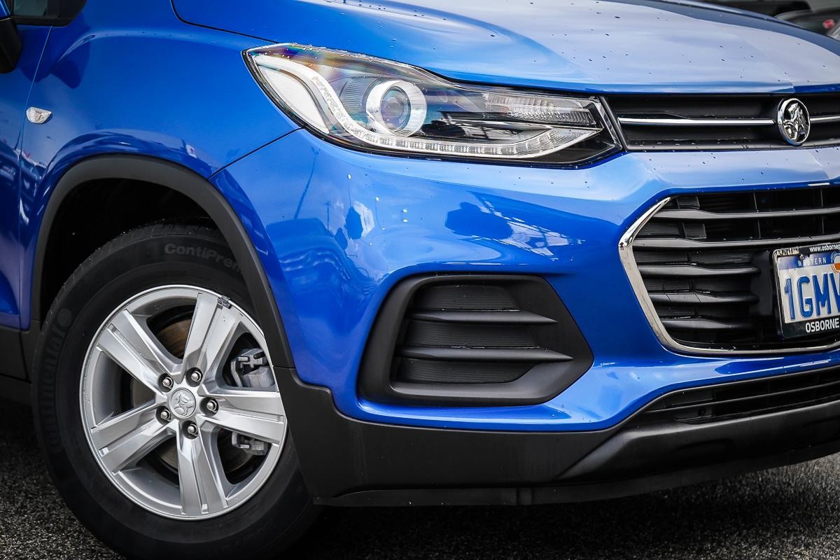 Holden Trax image 2