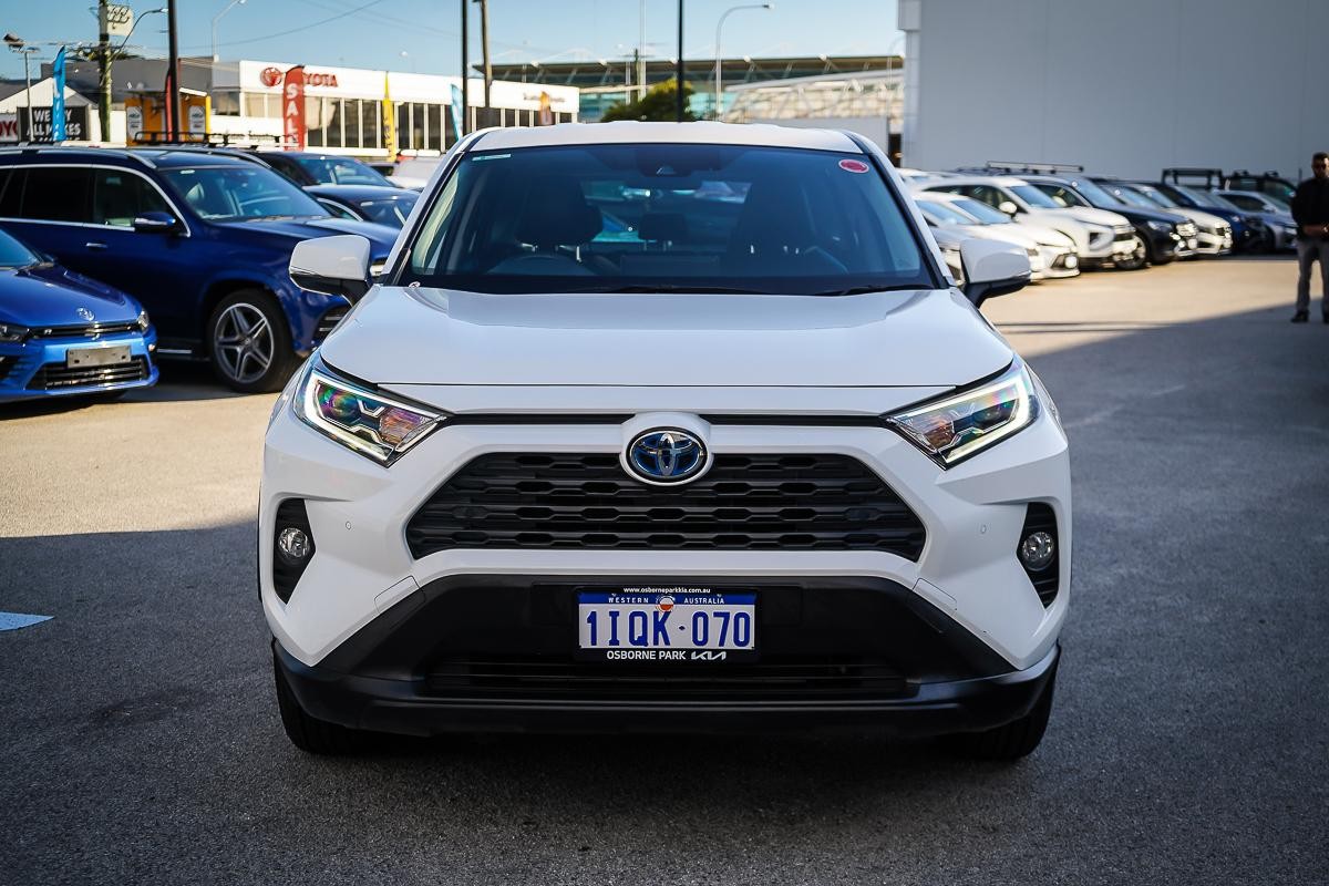 Toyota Rav4 image 4