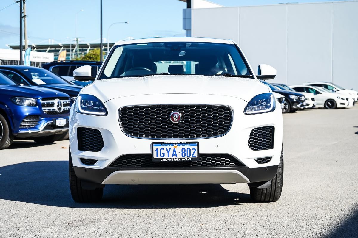 Jaguar E-pace image 3