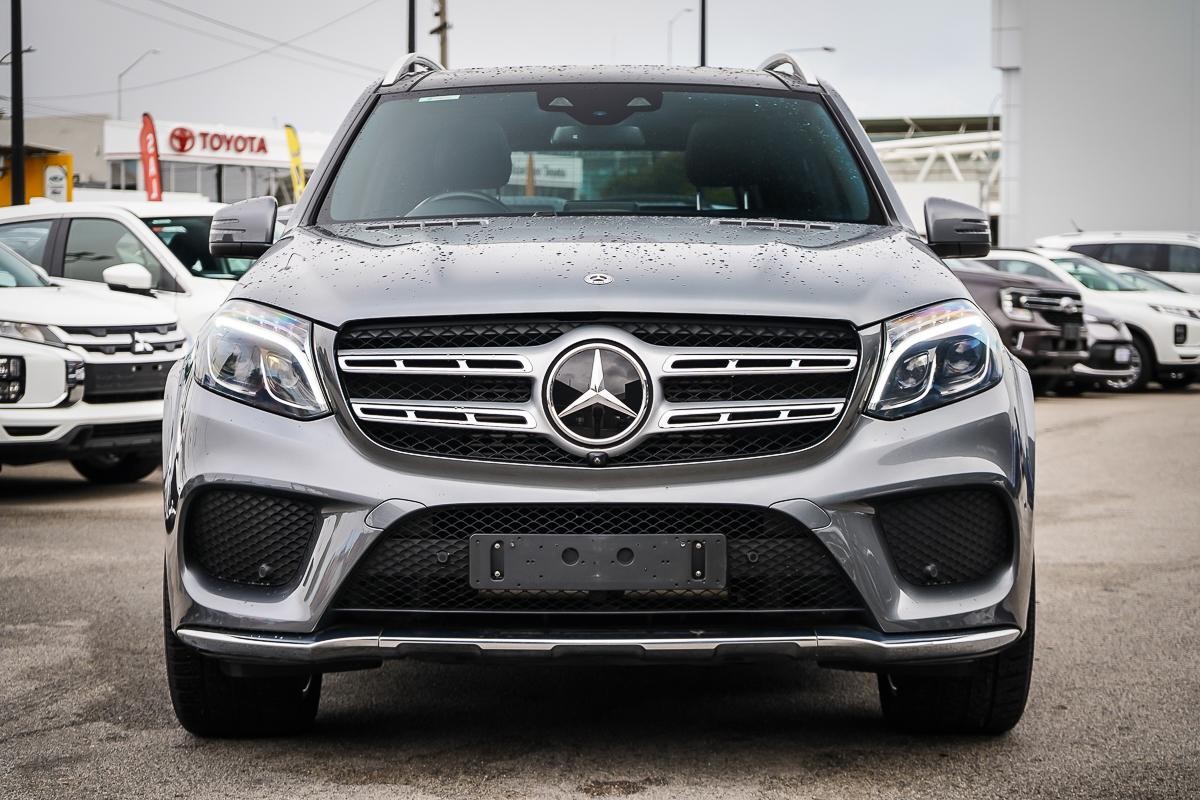 Mercedes Benz Gls-class image 3