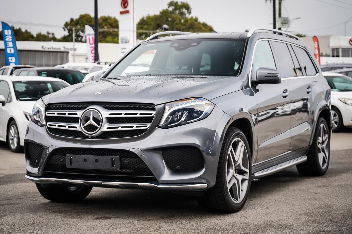 Mercedes Benz Gls-class image 4