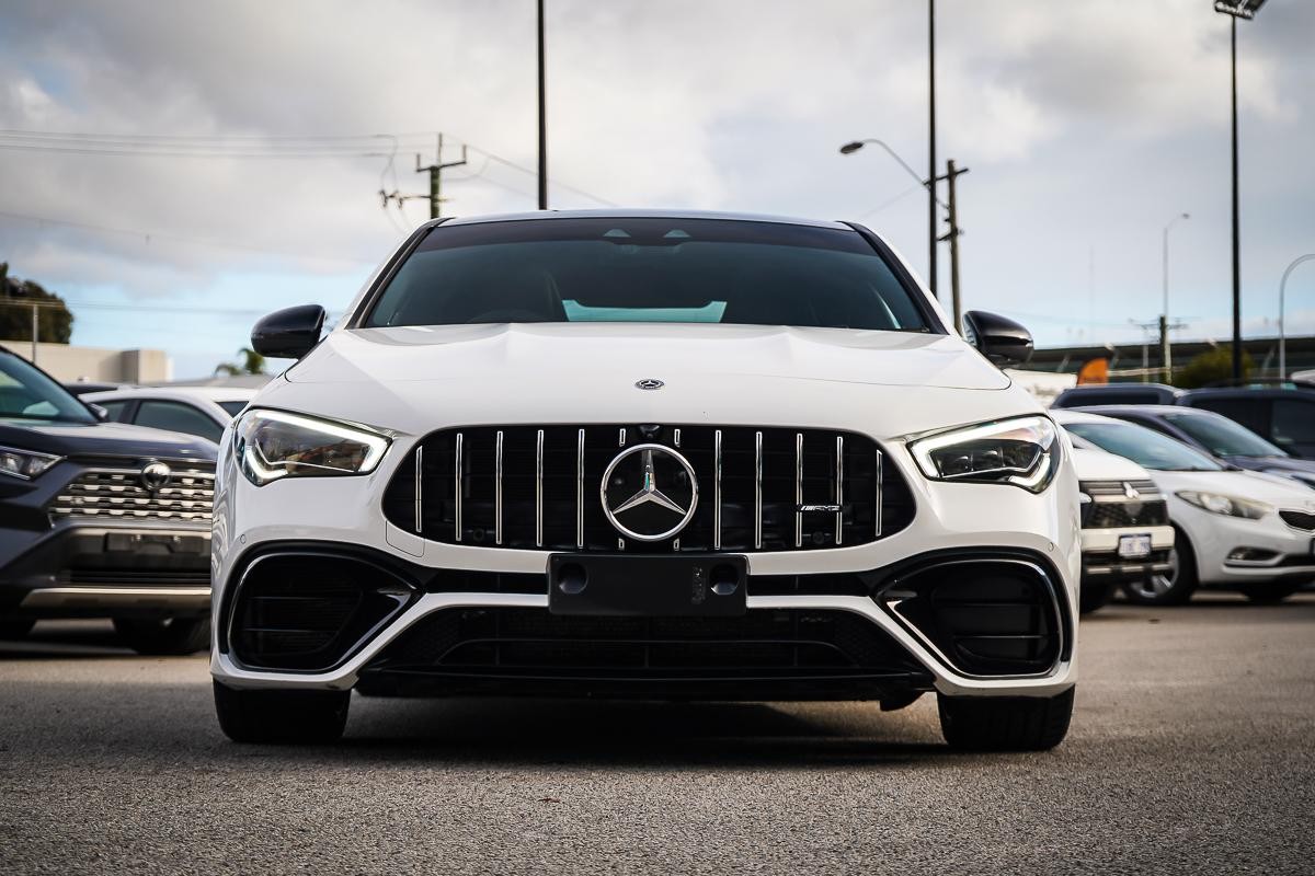 Mercedes Benz Cla-class image 3