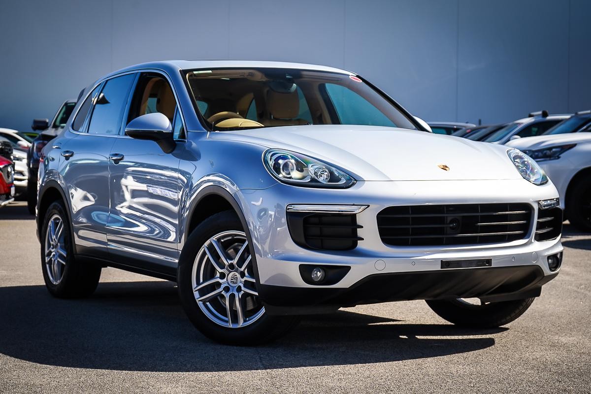 Porsche Cayenne image 1