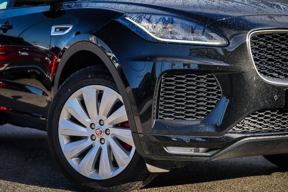 Jaguar E-pace image 2