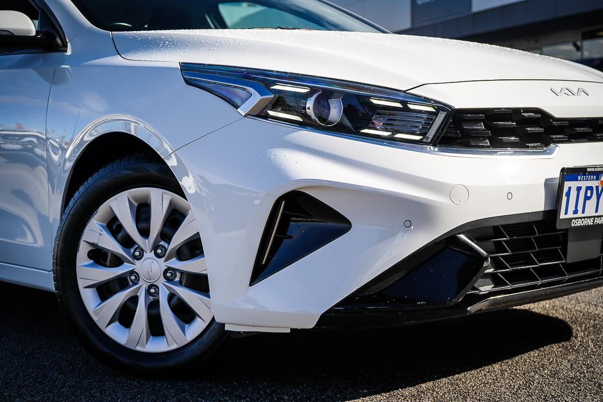 Kia Cerato image 2