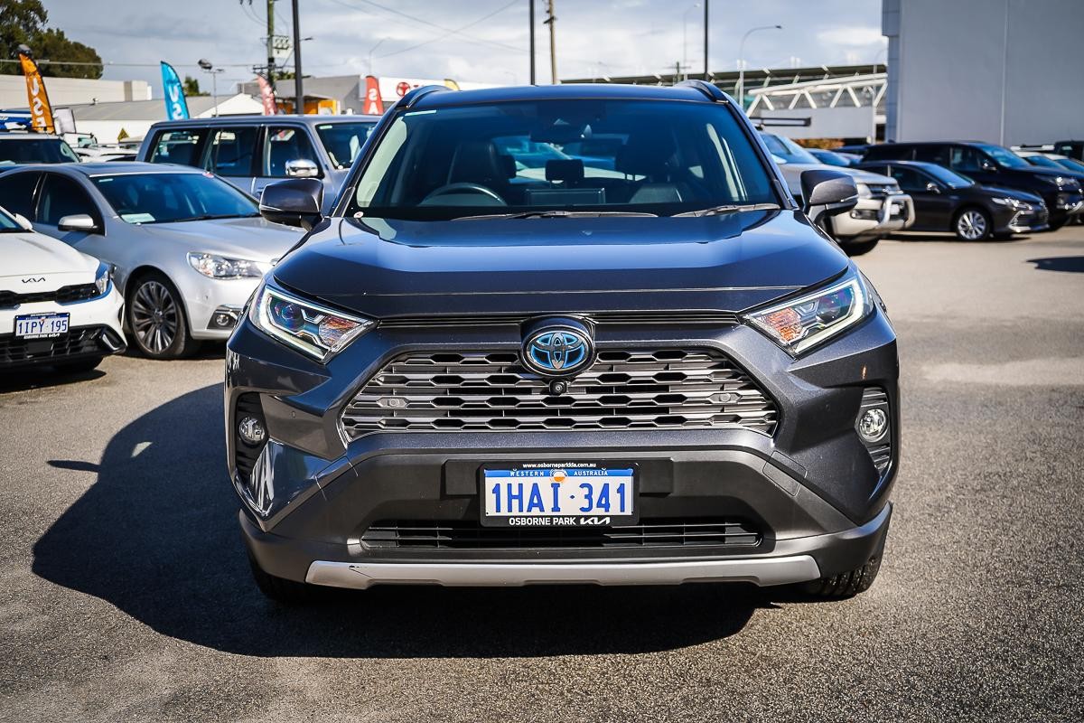 Toyota Rav4 image 3
