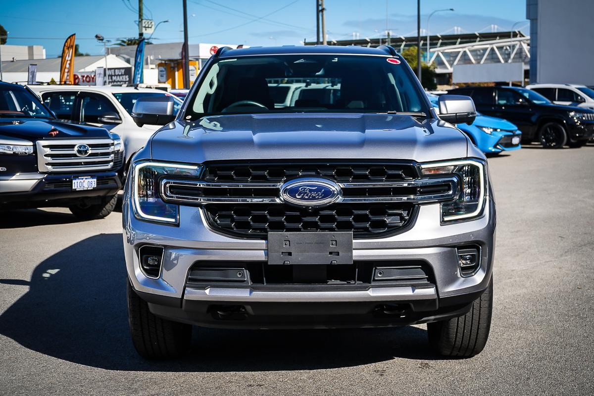 Ford Everest image 4