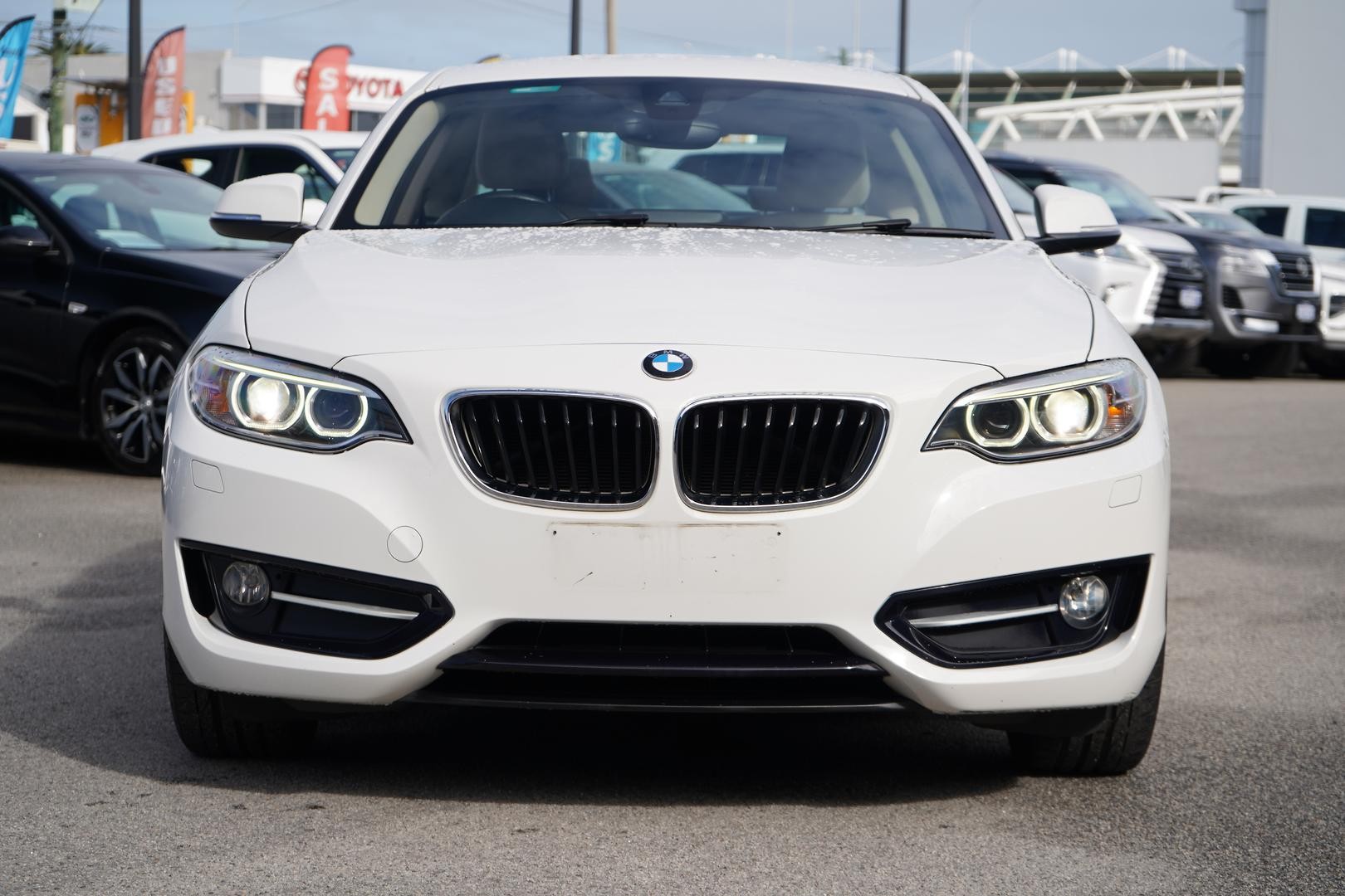 BMW 2 Series image 3