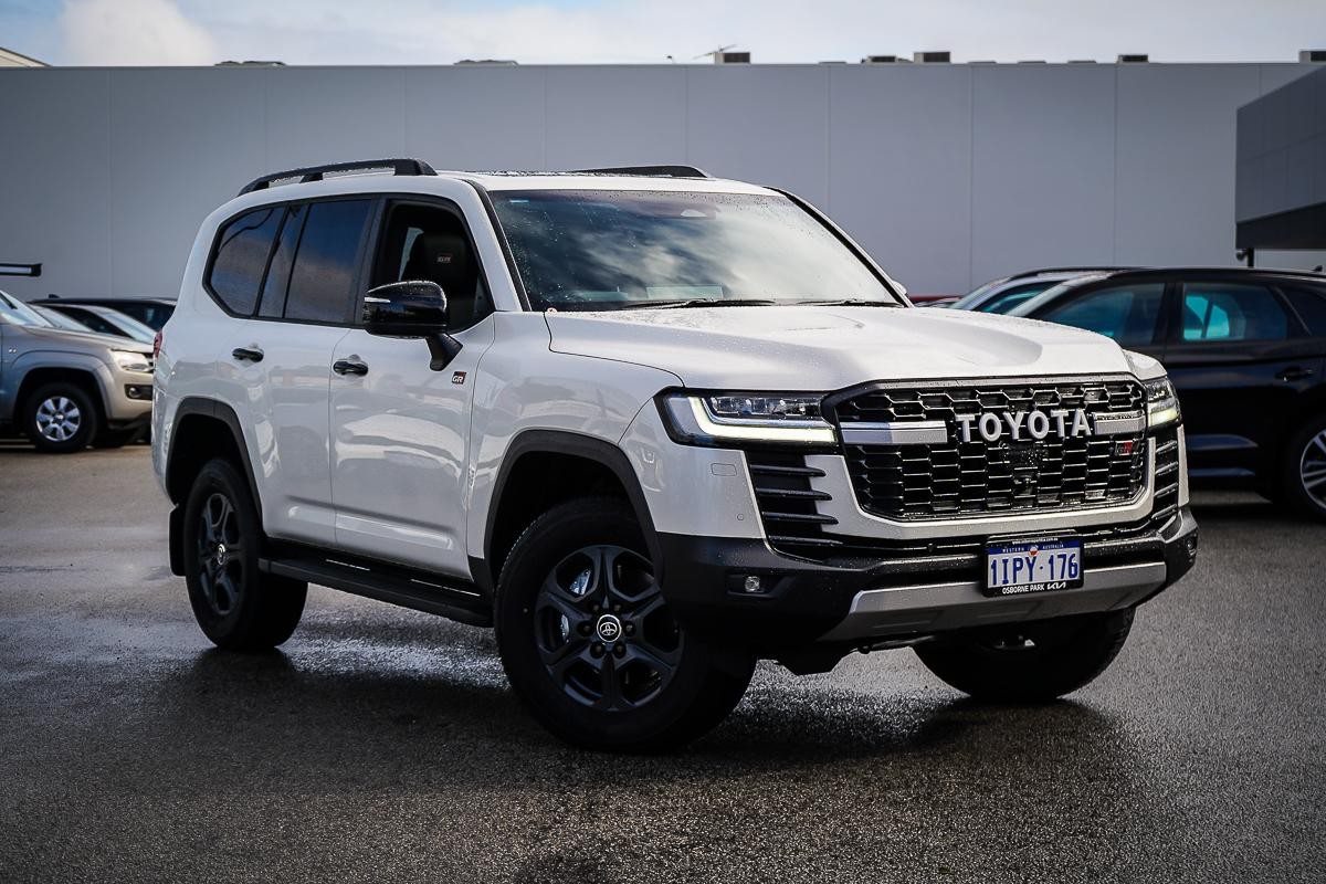 Toyota Landcruiser image 1