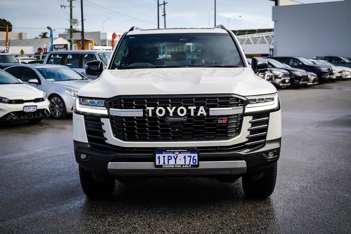 Toyota Landcruiser image 4