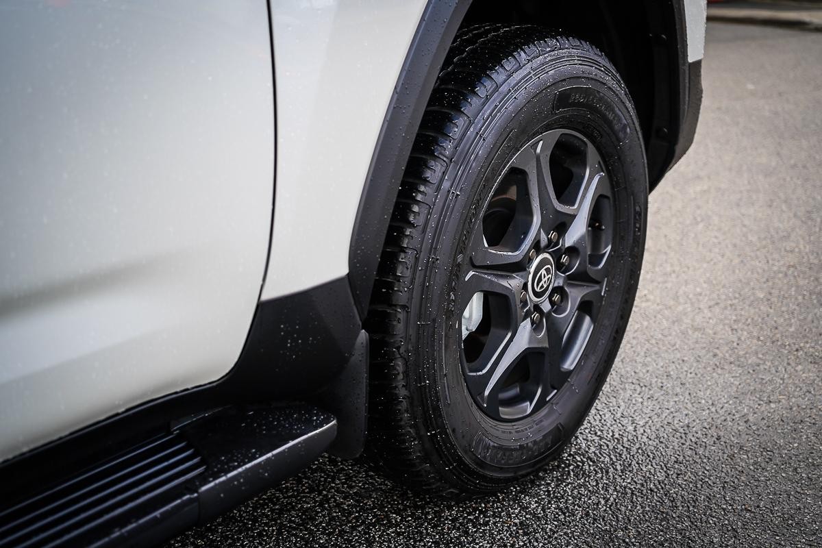 Toyota Landcruiser image 3